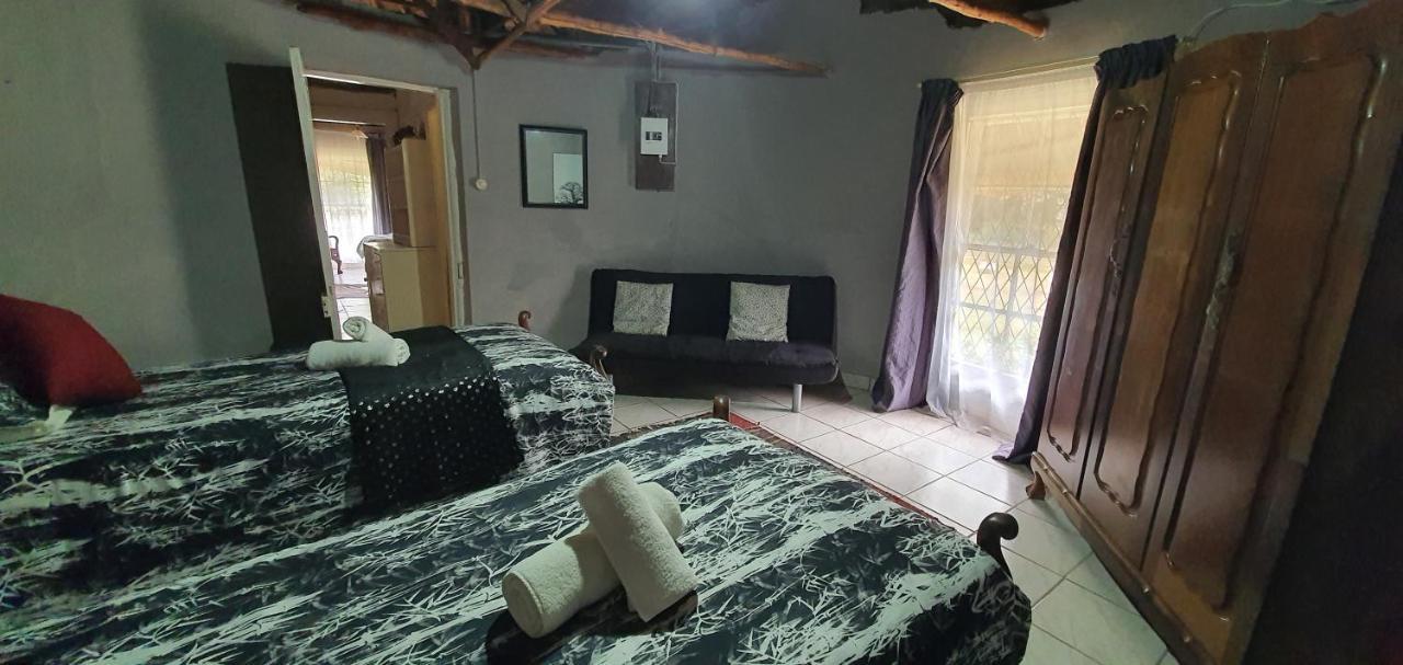 Drakensberg Bush Lodge And Backpackers Winterton Eksteriør billede