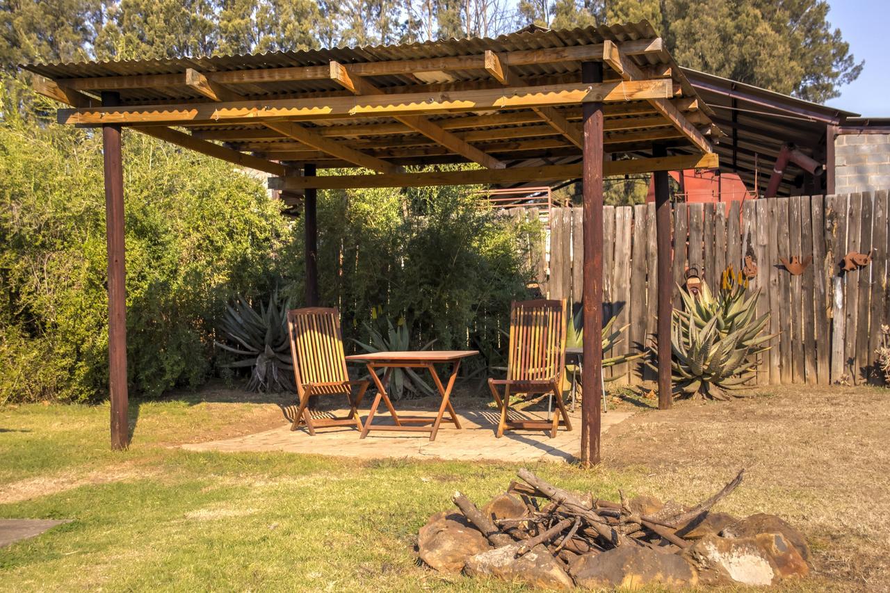 Drakensberg Bush Lodge And Backpackers Winterton Eksteriør billede