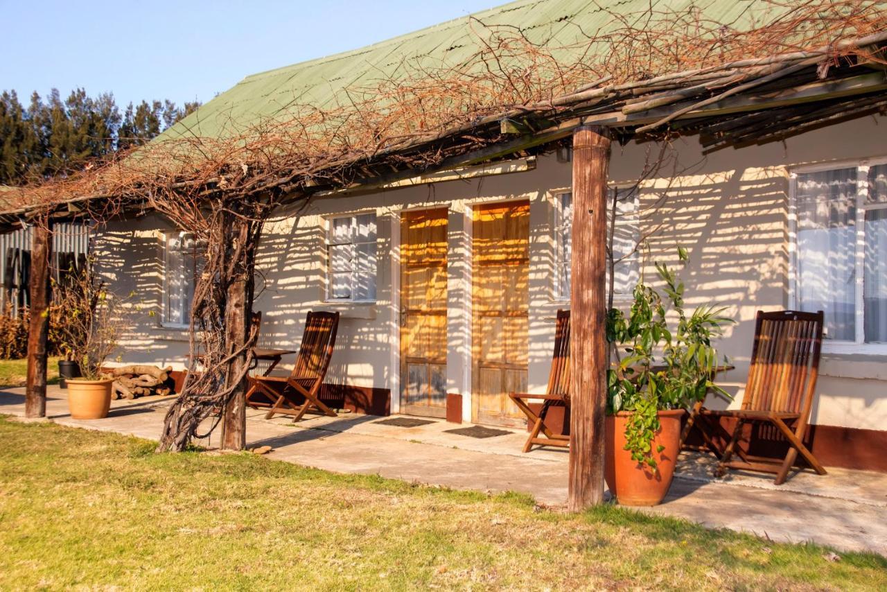 Drakensberg Bush Lodge And Backpackers Winterton Eksteriør billede
